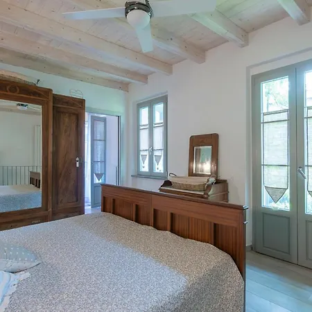 Luxury With Private Garden Villa Lierna